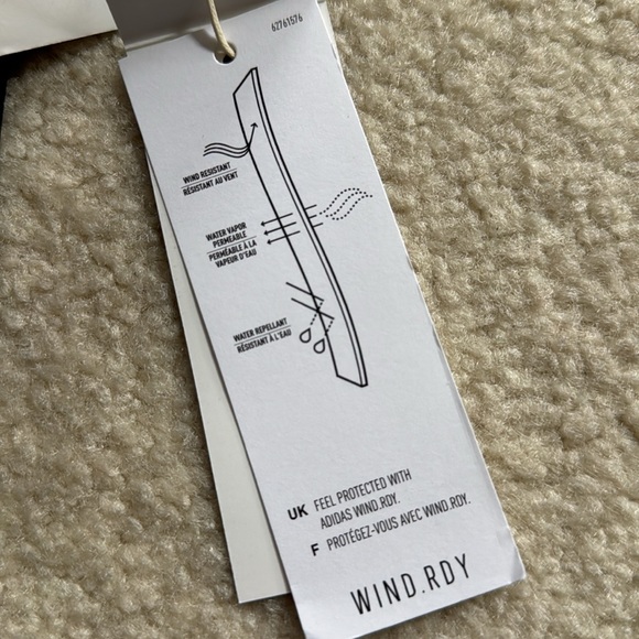 ADIDAS wind breaker for golf. - Picture 6 of 6